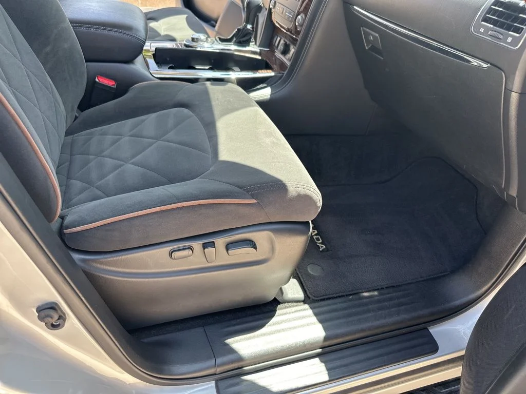 Used 2020 Silver Nissan SV image 21