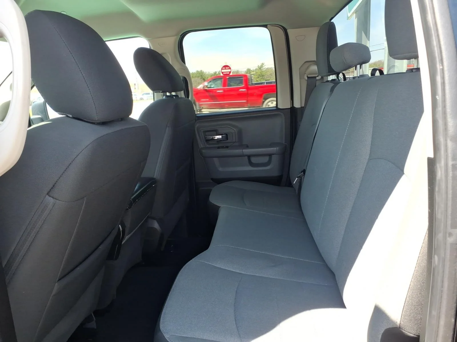 Used 2024 Diamond Black Ram SLT image 13