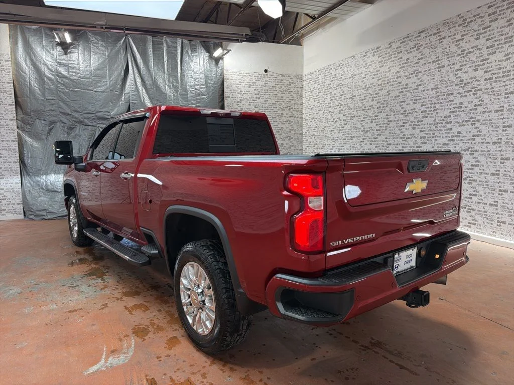 Used 2022 Cherry Red Chevrolet High Country image 5