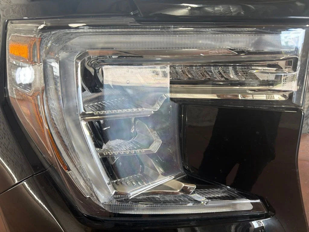Used 2019 Onyx Black GMC SLT image 9