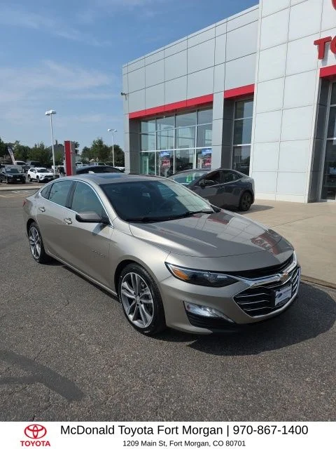 Used 2022 Gray Chevrolet LT image 7
