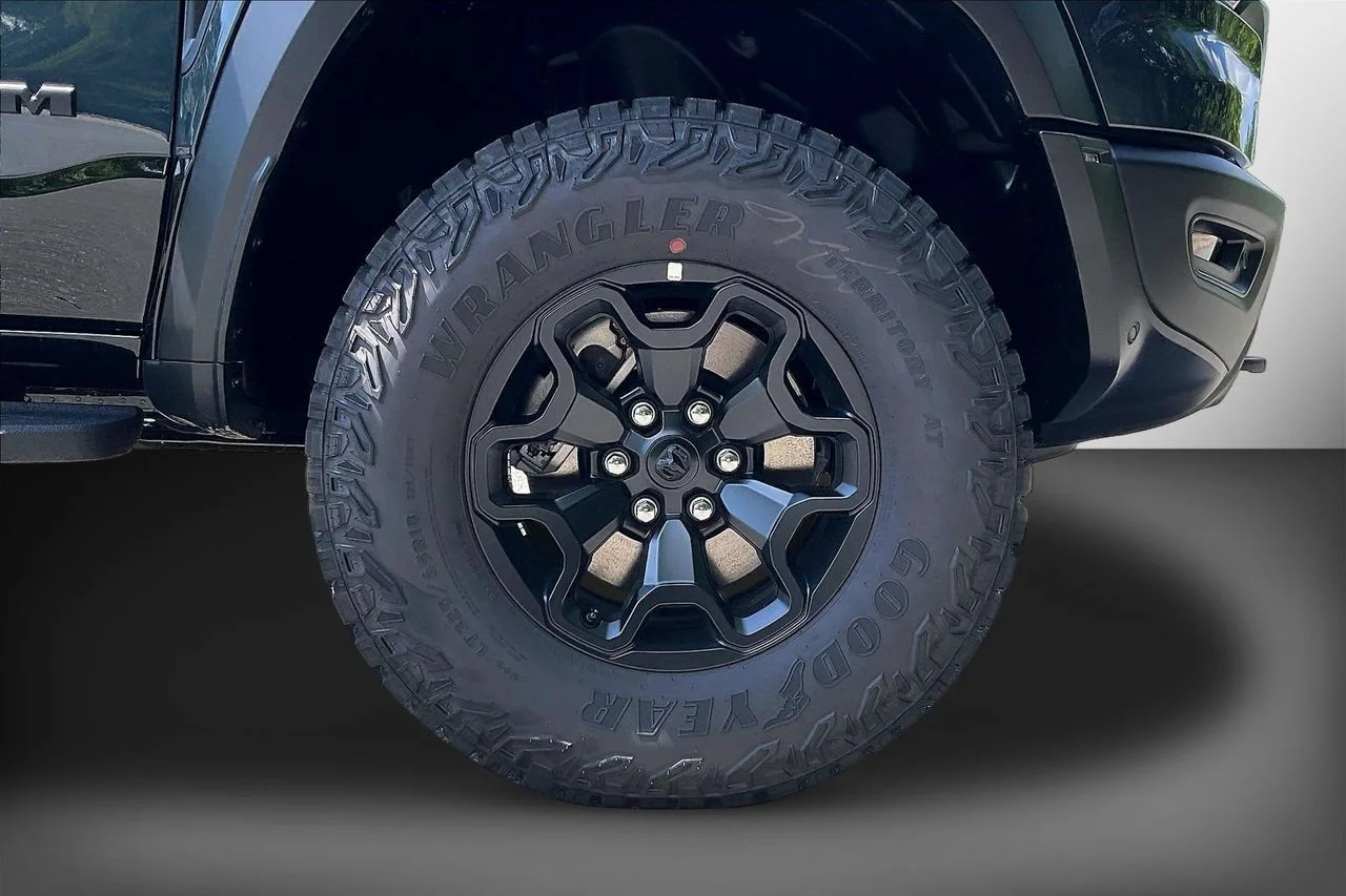 New 2026 Forged Blue Metallic Exterior Paint RAM RHO image 33
