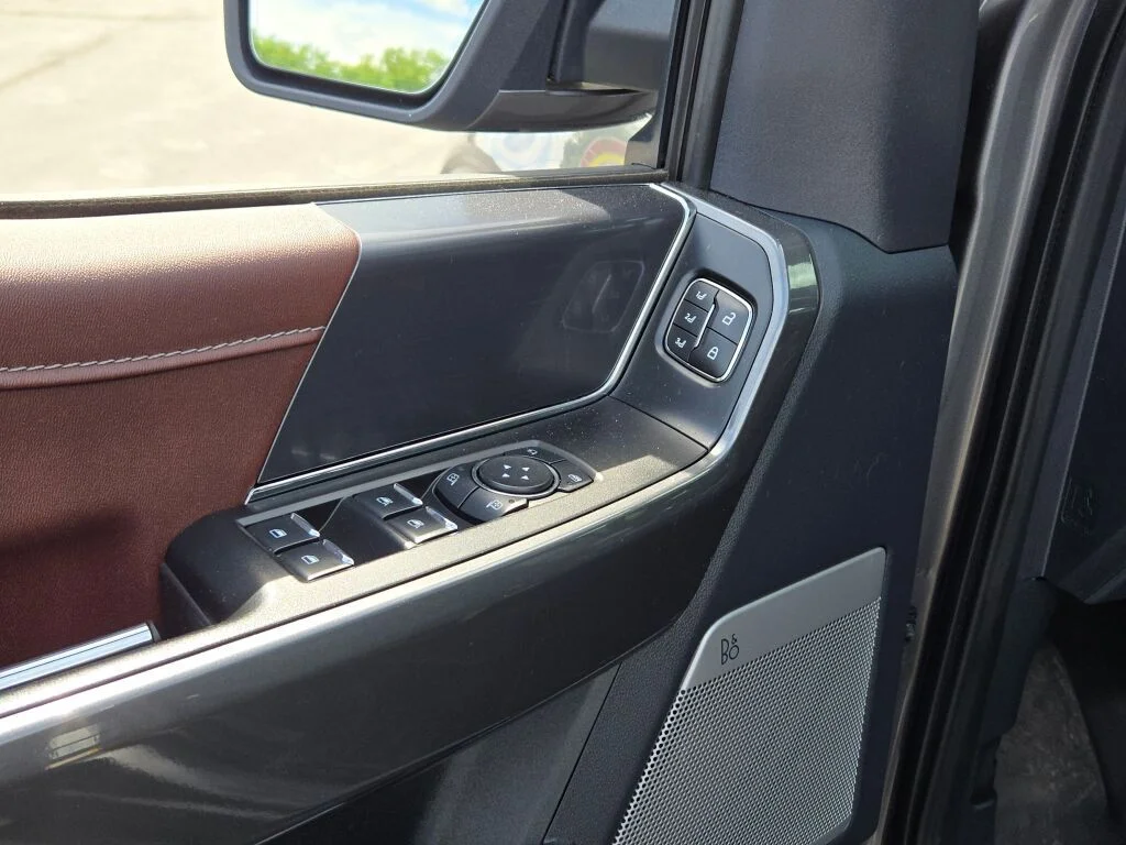 Used 2023 Gray Ford Lariat image 23