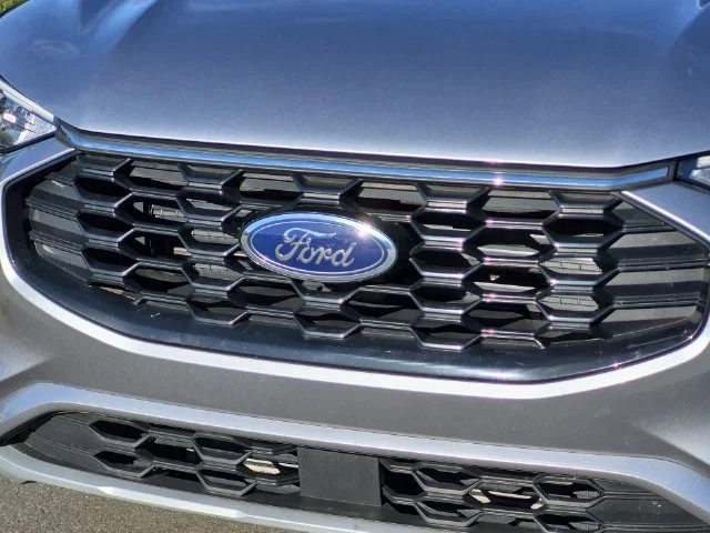 Used 2023 Silver Ford ST-Line image 36