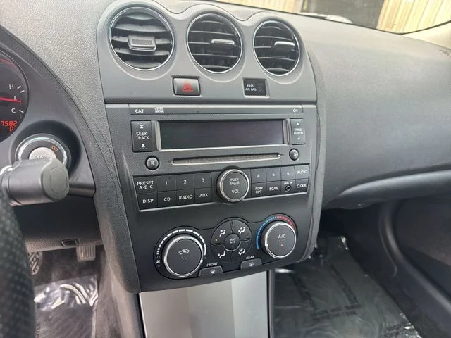 Used 2009 Gray Nissan 2.5 SL image 19