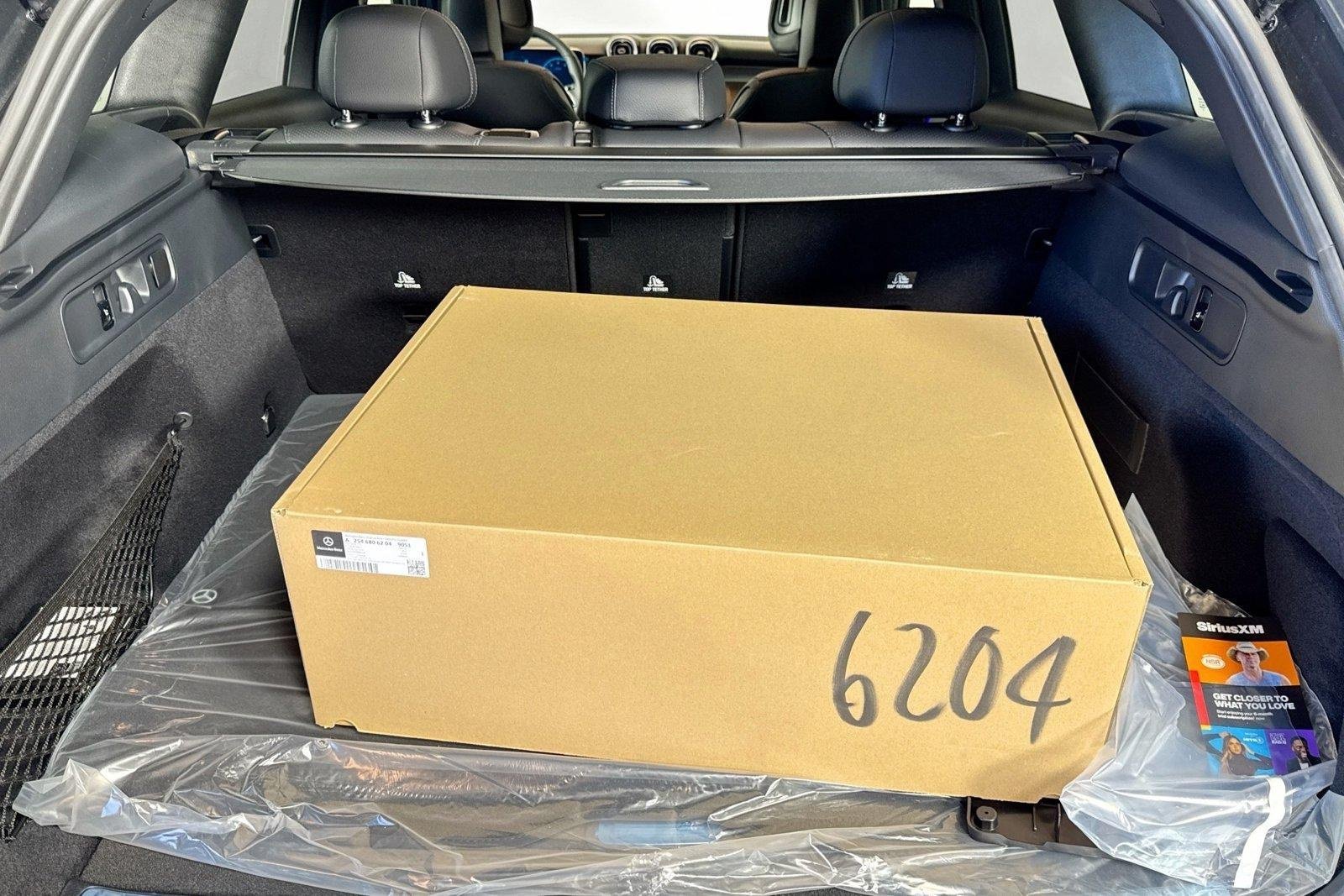 New 2026 Graphite Grey Metallic Mercedes-Benz GLC 300 image 24