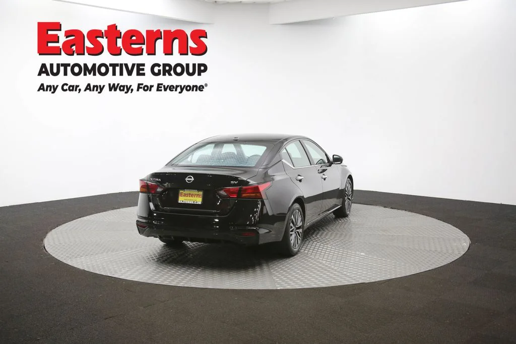 Used 2024 Black Nissan 2.5 SV image 36