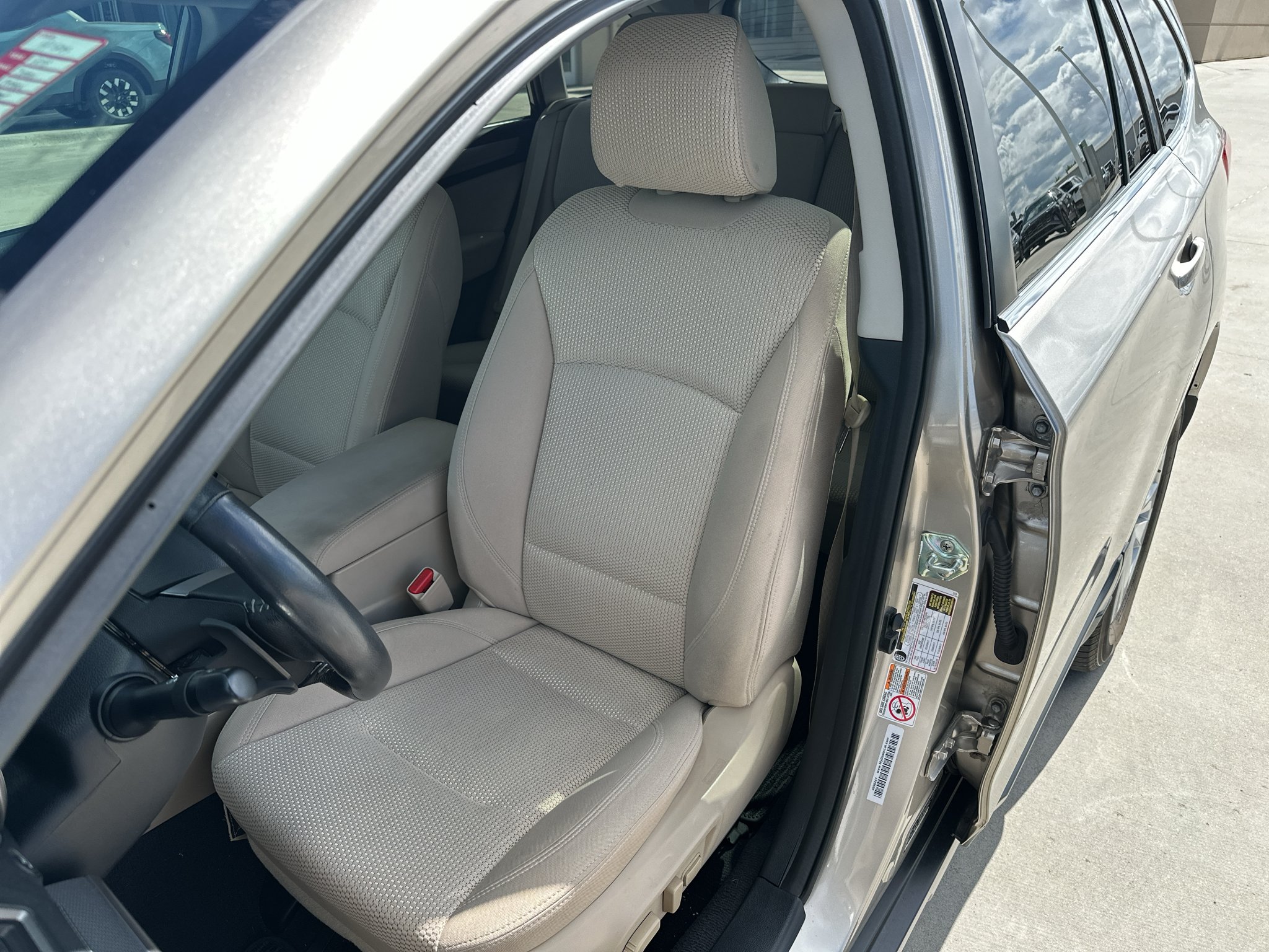 Used 2018 Tungsten Metallic Subaru Premium image 29