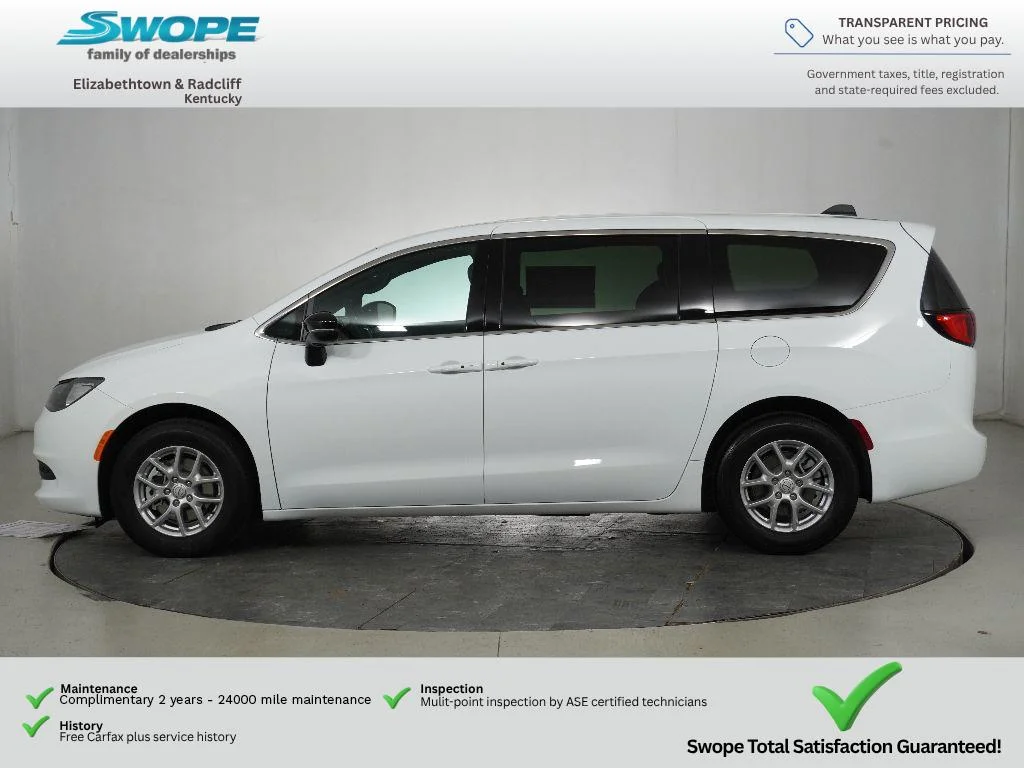 New 2026 Bright White Clear-Coat Exterior Paint Chrysler LX image 6
