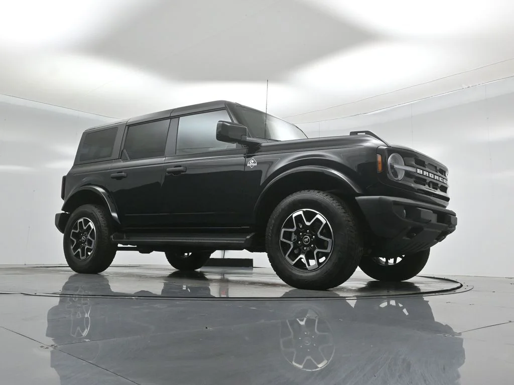 New 2026 Shadow Black Ford Outer Banks image 3