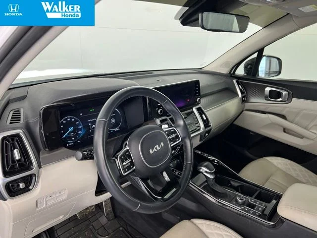 Used 2023 White Kia SX-Prestige image 14