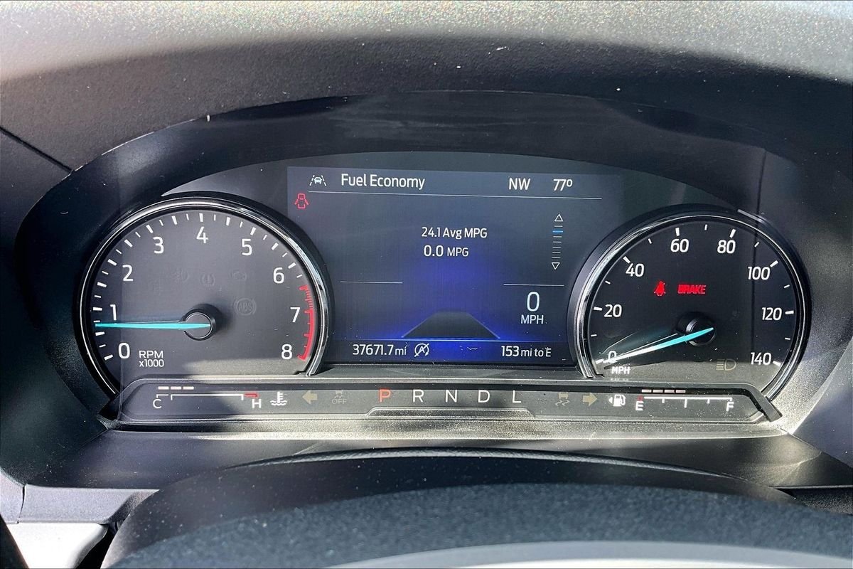 Used 2024 Blue Ford XLT image 19