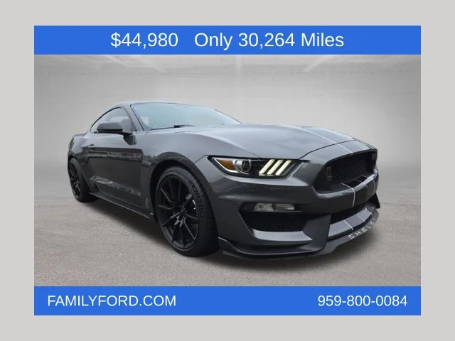 Used 2016 Magnetic Ford Shelby GT350R image 1