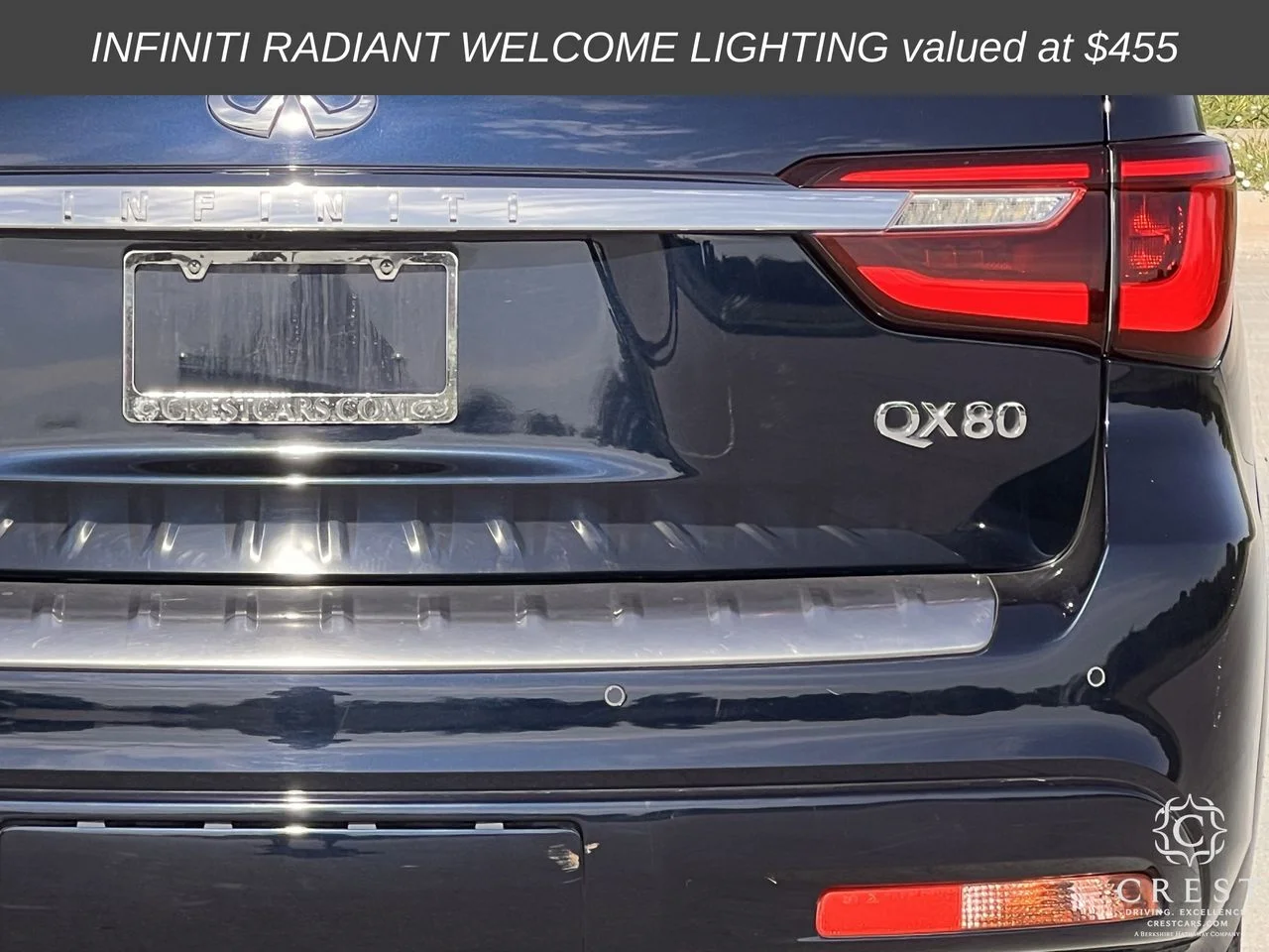 Used 2019 Hermosa Blue INFINITI LUXE image 6