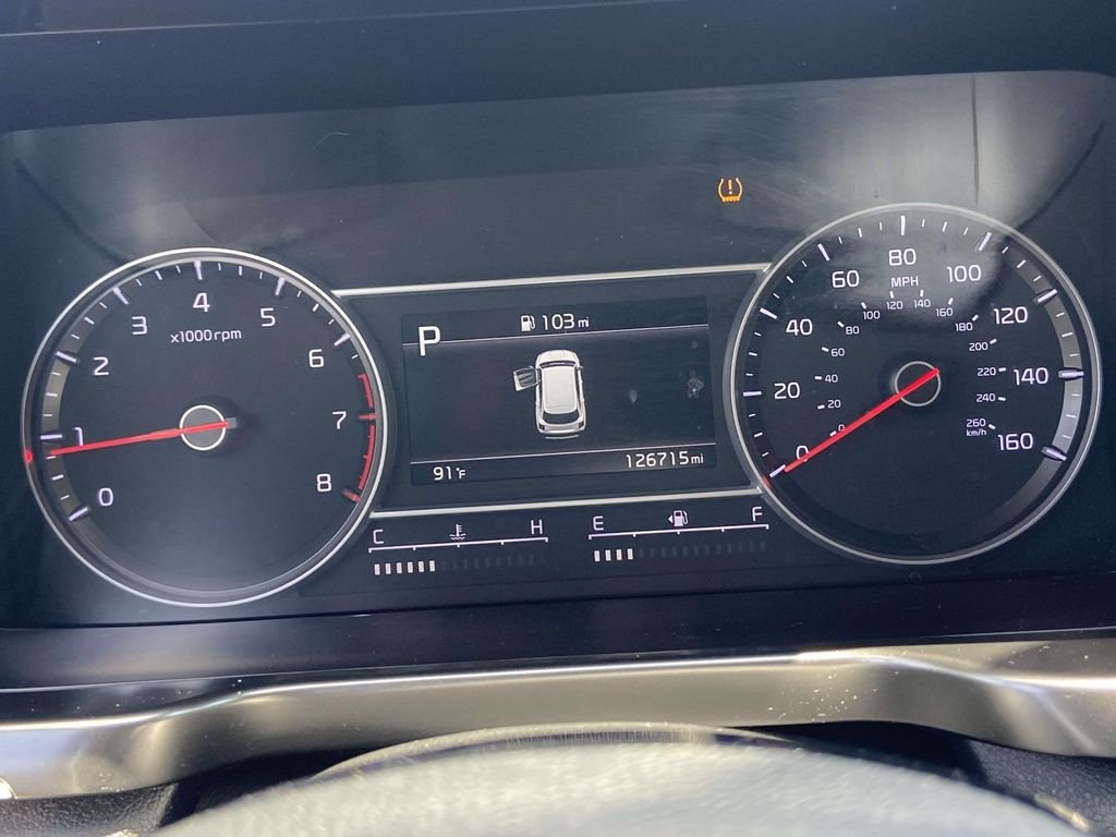 Used 2022 Gray Kia LX image 35