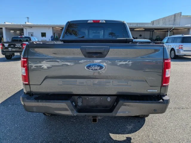 Used 2020 Magnetic Ford XLT image 4
