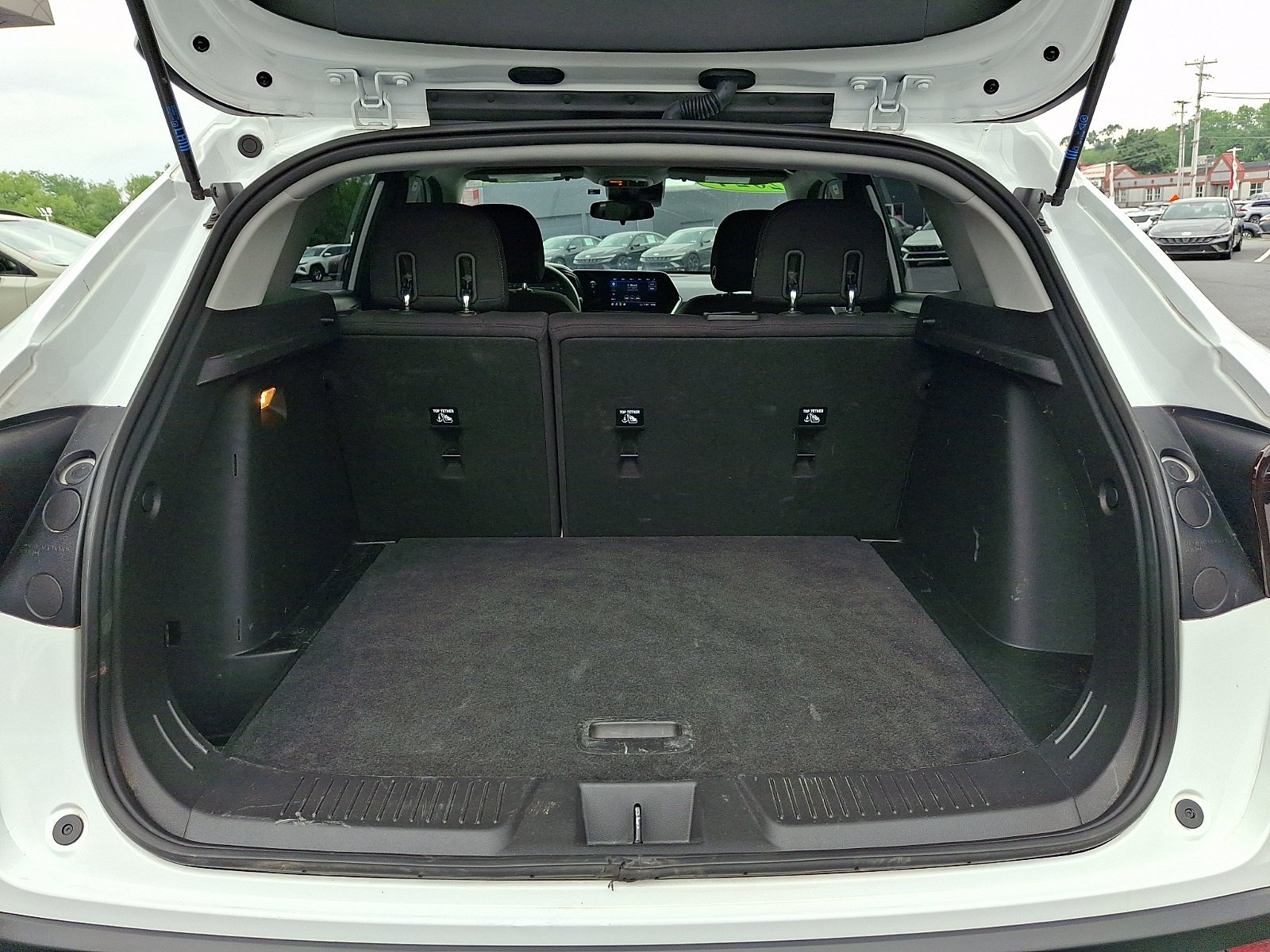2024 Chevrolet Trax LS - Photo 27