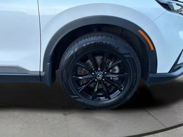 Used 2024  Honda Sport image 31