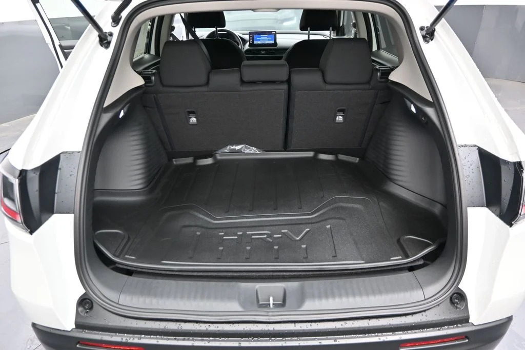 New 2027 Platinum White Pearl Honda LX image 10