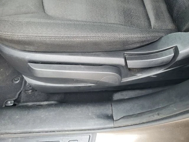 Used 2013 Tan Kia LX image 7