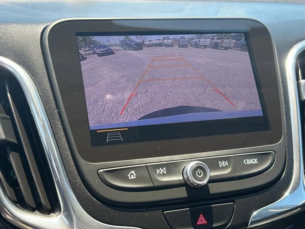 Used 2020 SUMMIT WHITE Chevrolet LT image 5