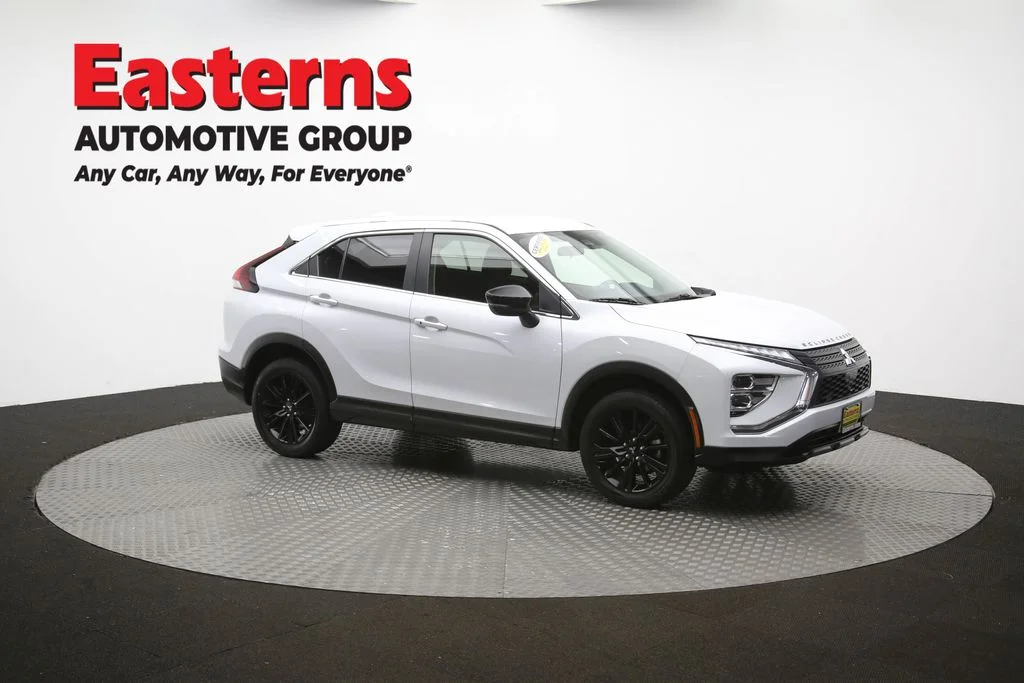 Used 2024 White Mitsubishi LE image 46