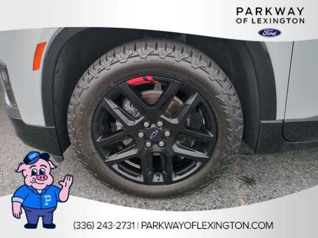 Used 2023 White Chevrolet Premier image 10