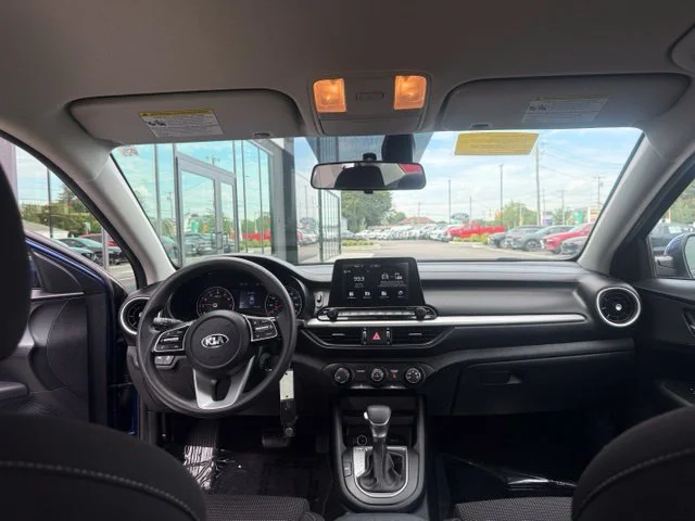 Used 2020 Blue Kia LXS image 15