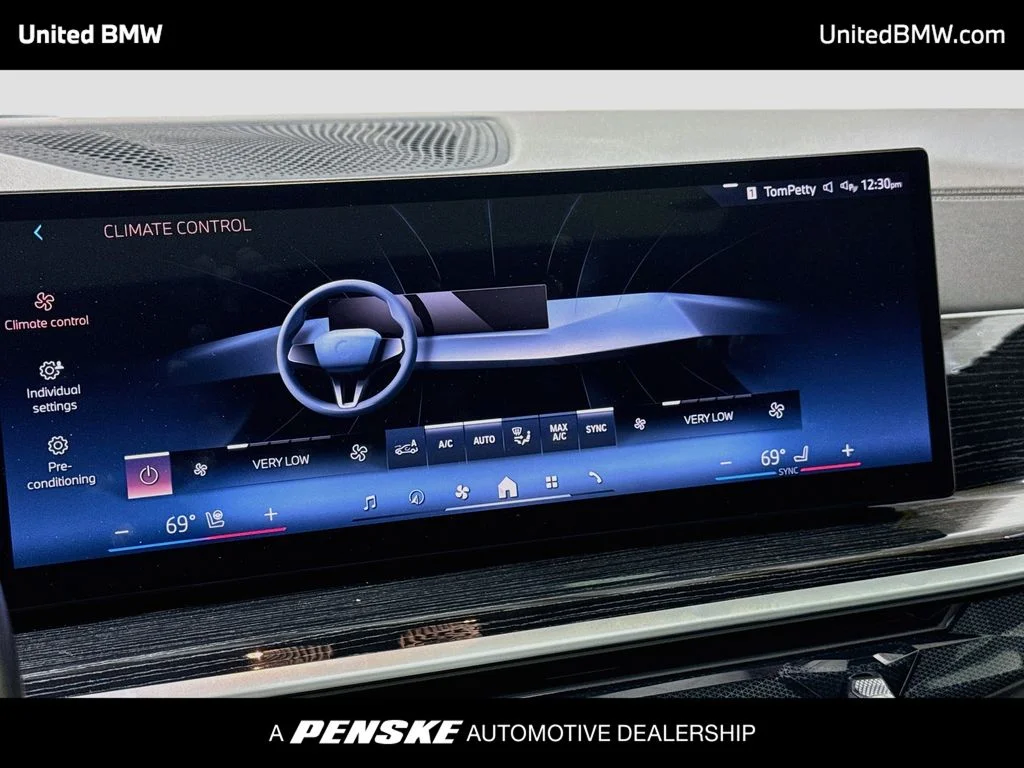 Certified Used 2025 Skyscraper Grey Metallic BMW sDrive40i image 18