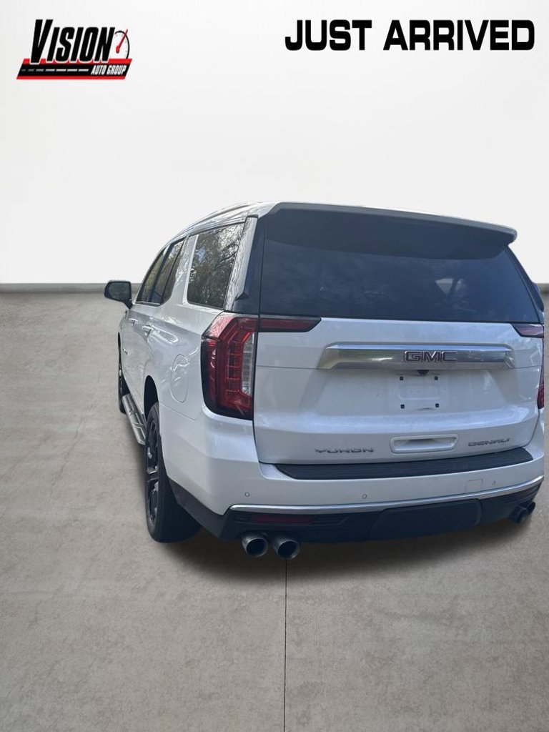 Used 2022 White GMC Denali image 12