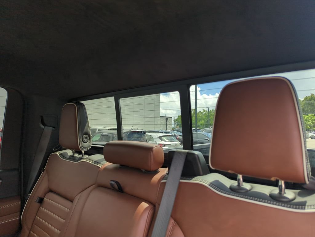 Used 2025 Black GMC Denali Ultimate image 32