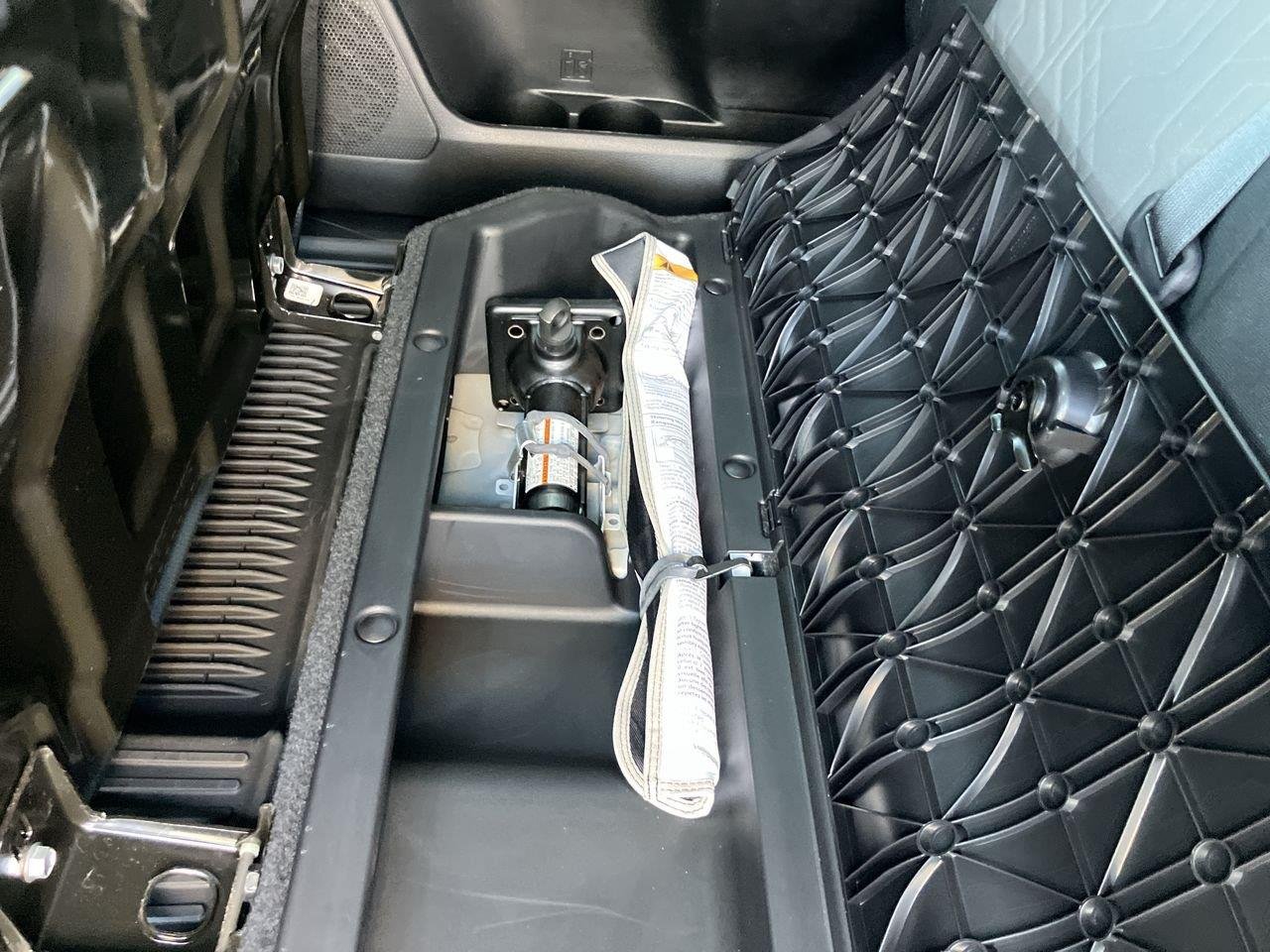 Used 2022 White Toyota TRD Sport Double Cab image 25