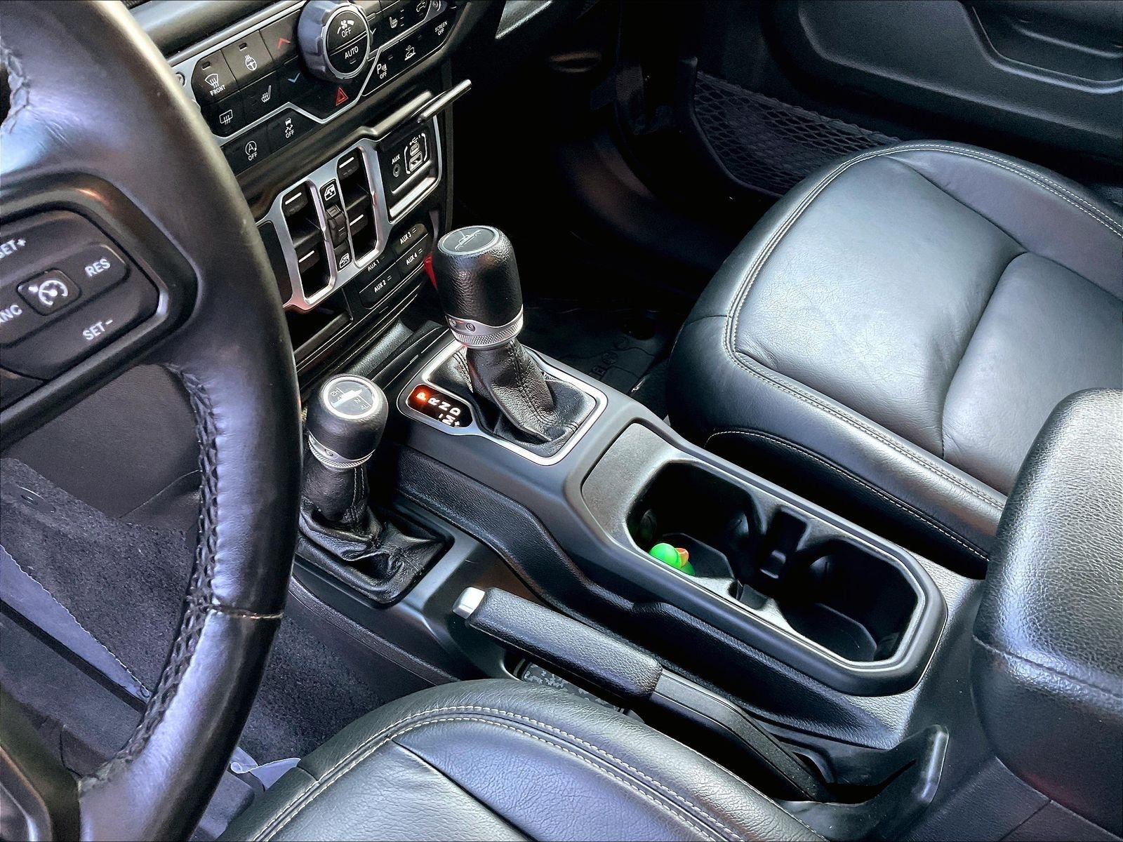 Used 2021 Black Jeep Sport image 20