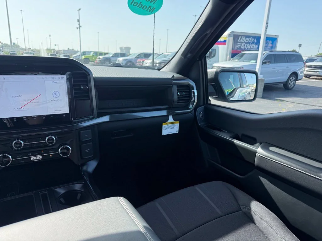 New 2026 Oxford White Ford STX® image 43