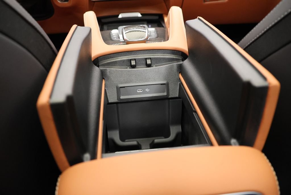 New 2027 Obsidian Black Metallic Mercedes-Benz  image 33