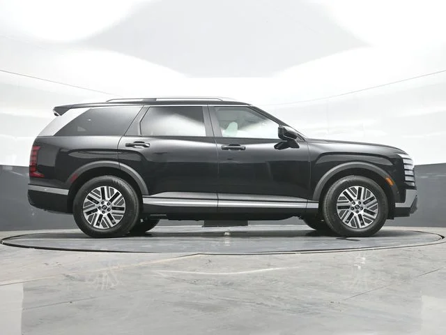 New 2026 Black Hyundai SEL Premium image 16