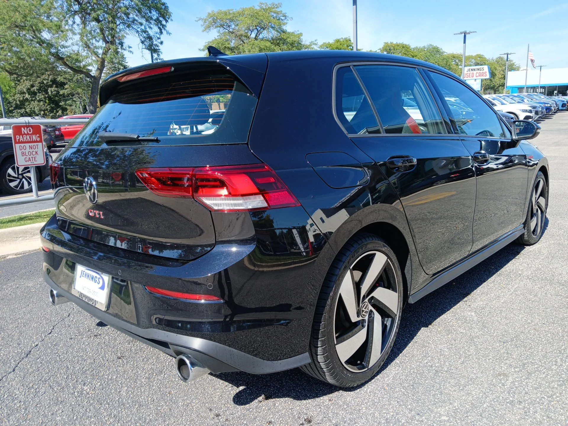 Certified Used 2024 Deep Black Pearl Effect Volkswagen 2.0T S image 4