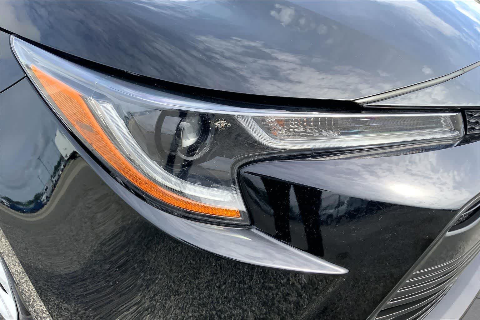 Used 2024 Midnight Black Metallic Toyota LE image 27