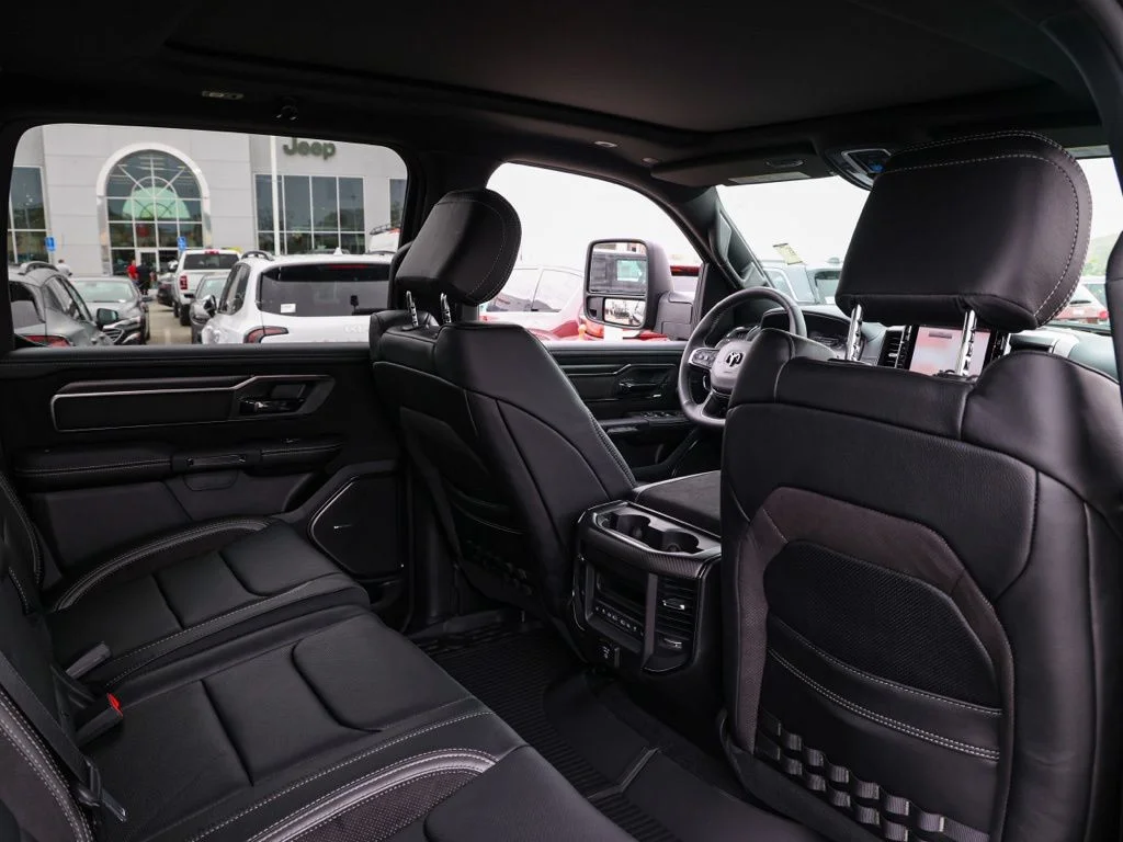 New 2026 Diamond Black Crystal Pearl-Coat Exterior Paint RAM RHO image 15