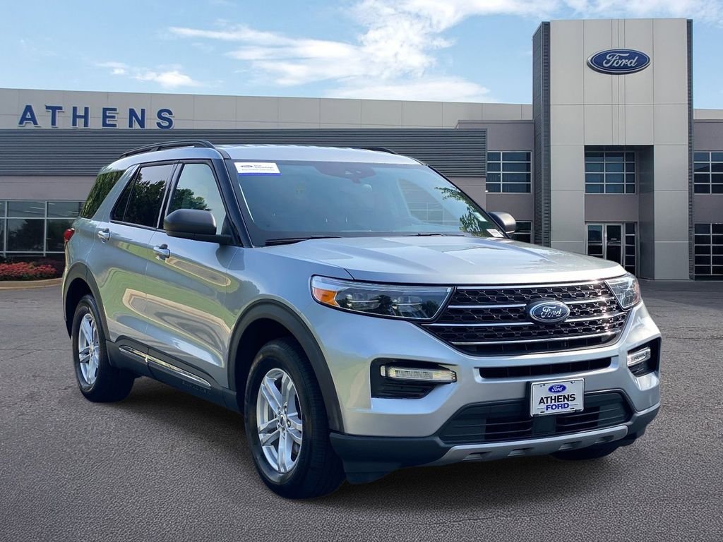 2024 Ford Explorer XLT 4WD's photo