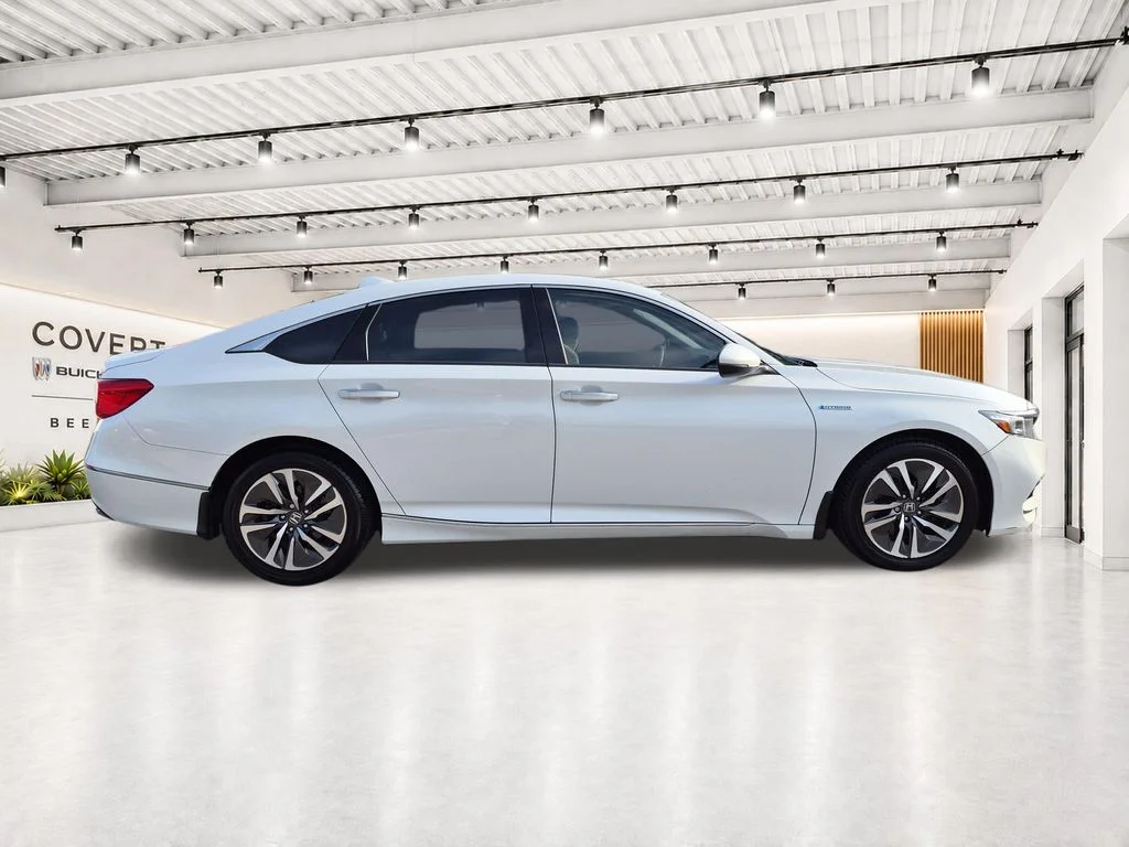 Used 2019  Honda Touring image 13