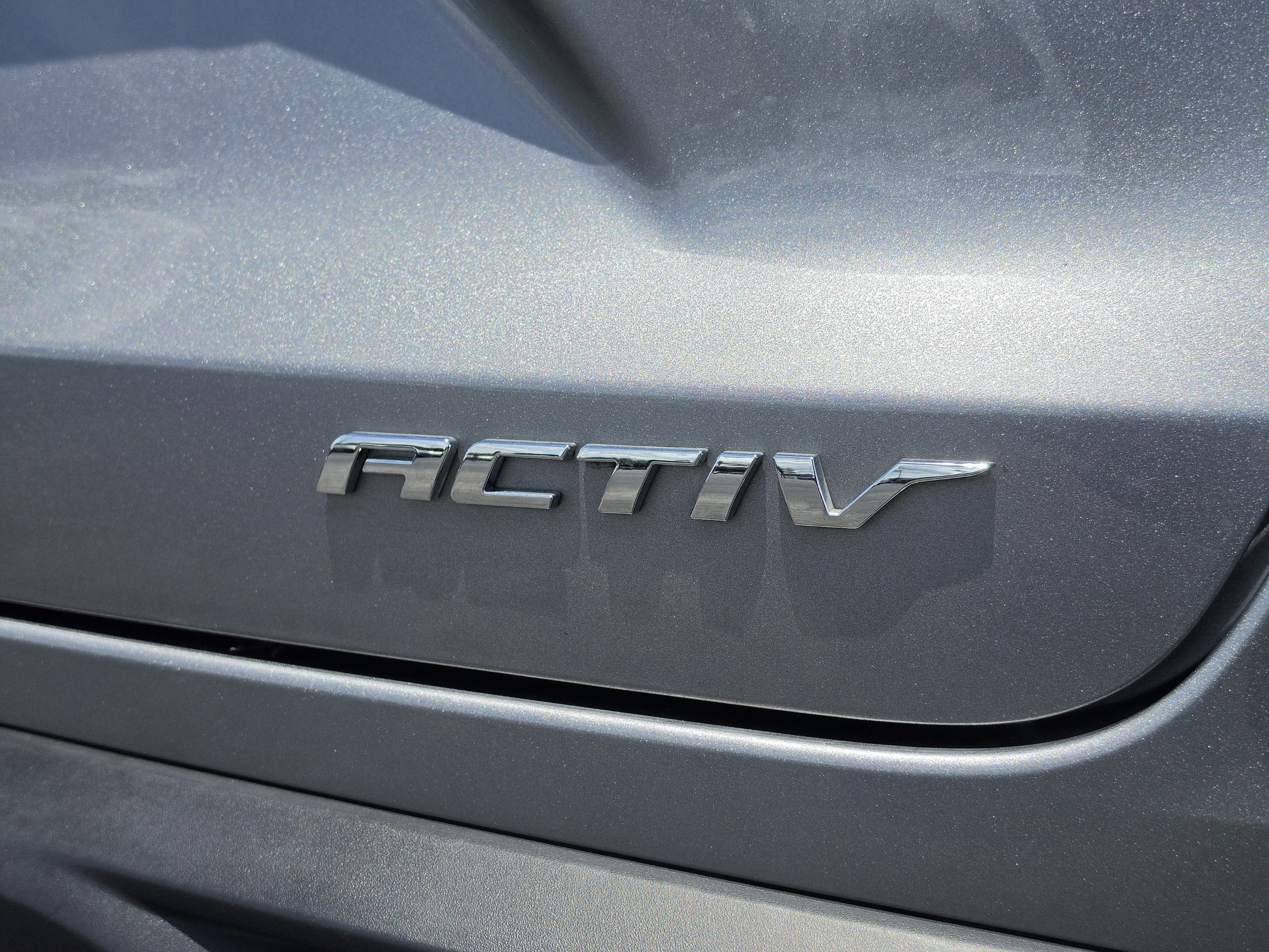 Used 2025 Sterling Gray Metallic Chevrolet ACTIV image 16