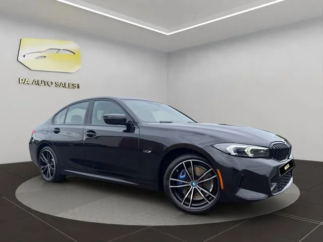 2023 BMW 3 Series 330e