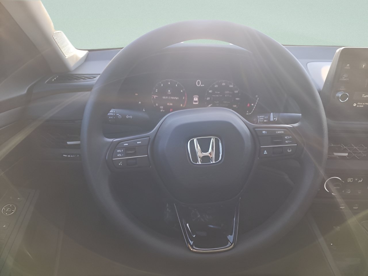 New 2026 Urban Gray Pearl Honda SE image 22