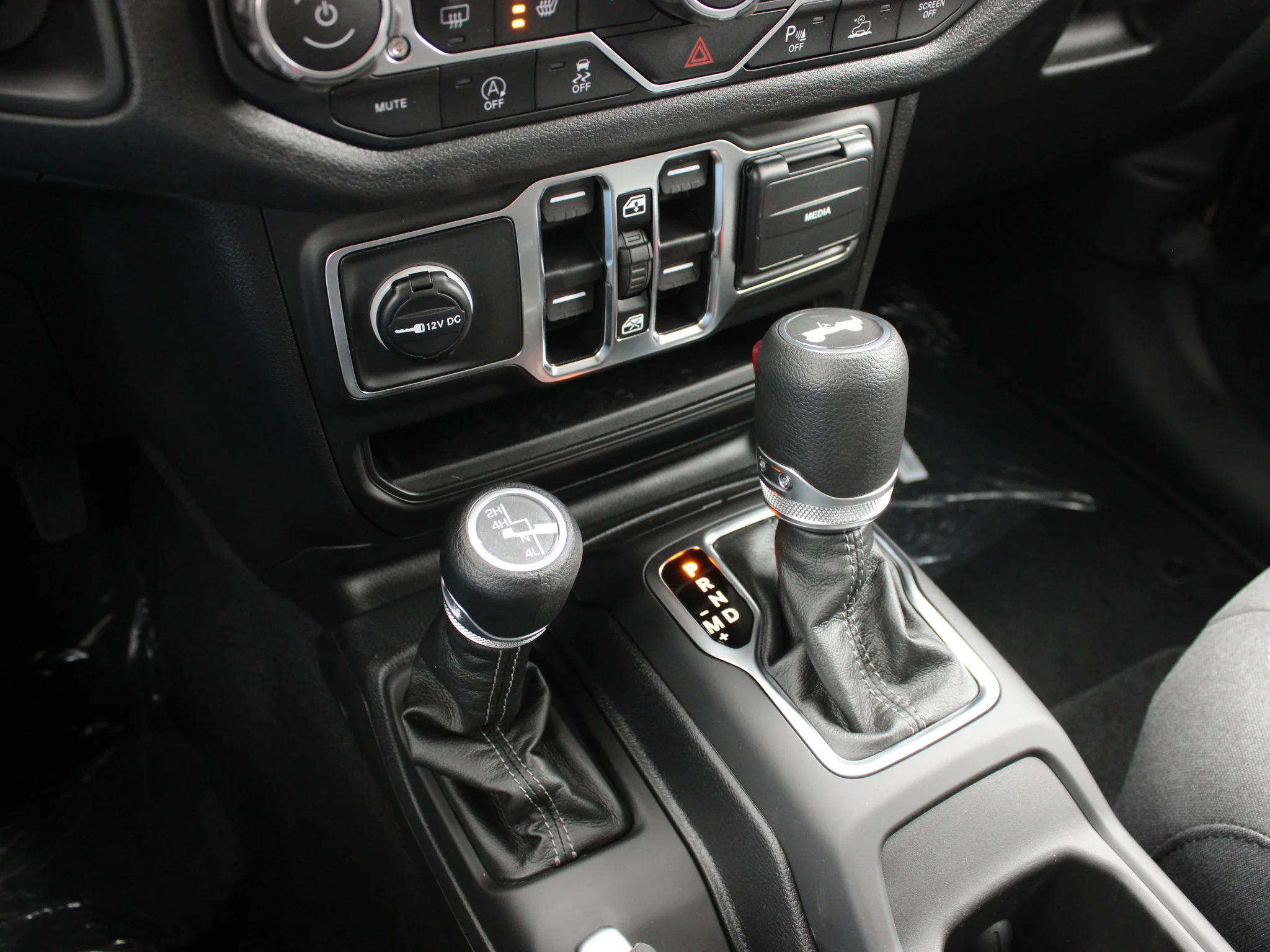 Used 2025 Black Jeep Sport S* 4 Door 4x4, Safety Group, Heated Seats, Remote Start image 20