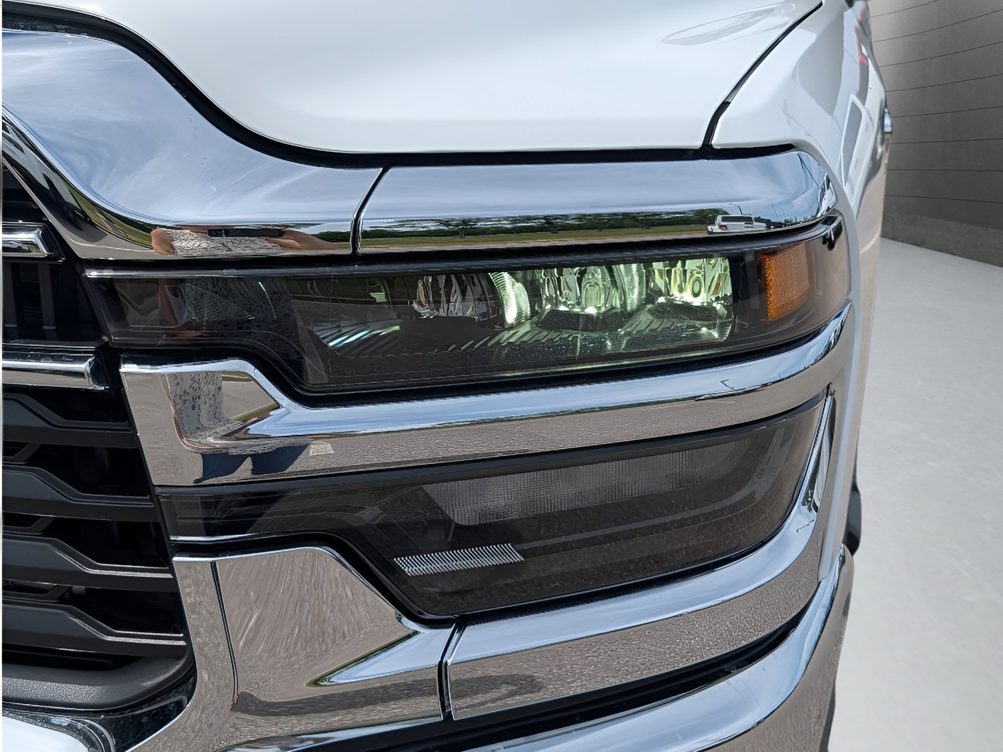 New 2026 Bright White Clear-Coat Exterior Paint RAM Tradesman Cummins HO Diesel 4x4 image 13