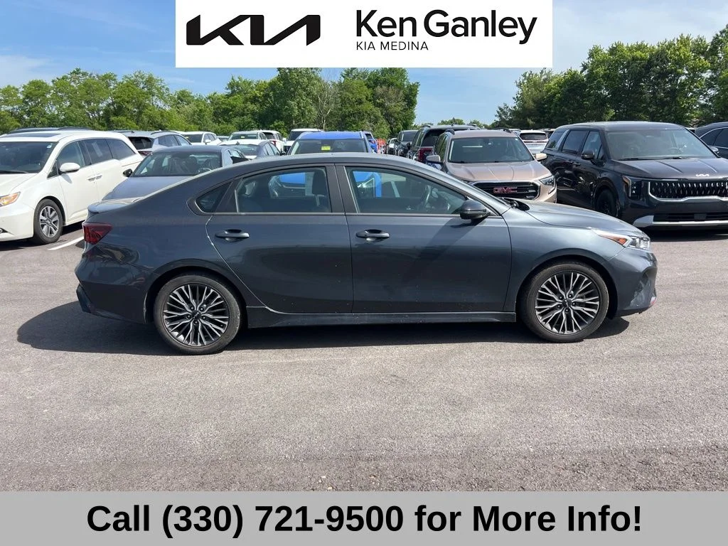 Certified Used 2023 Gray Kia GT-Line image 5