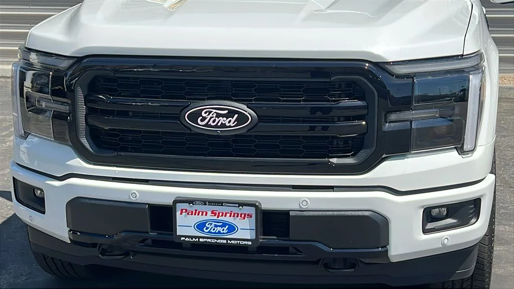 New 2026 Star White Metallic Tri-Coat Ford Lariat® image 3