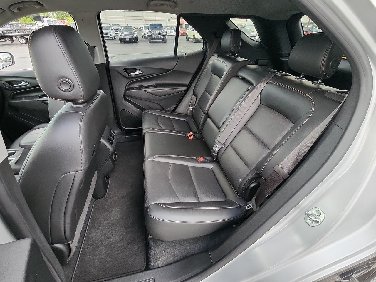 Used 2020 Silver Chevrolet Premier image 21