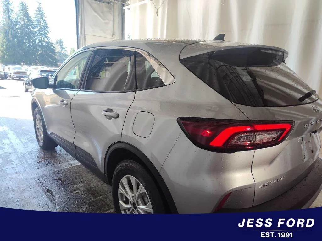 Used 2024 Iconic Silver Metallic Ford Active image 2